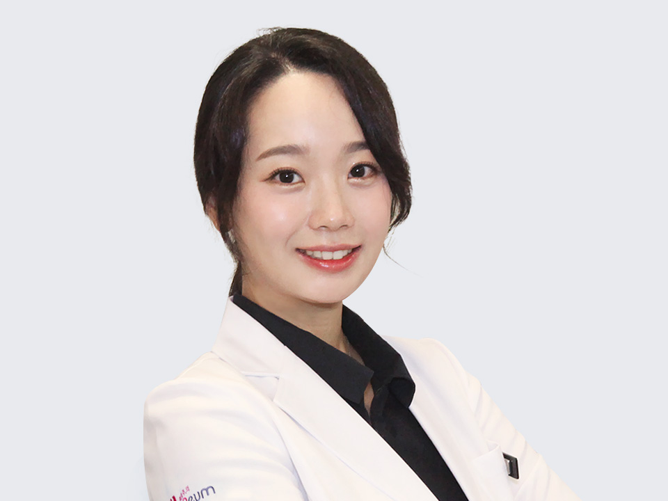 Rhoda Kim official portrait